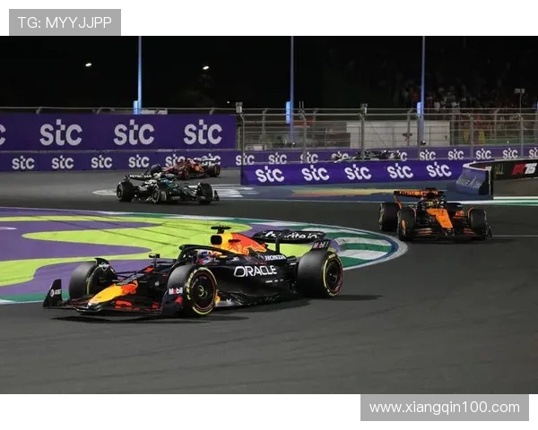 皮亚斯里排位第 8 陷迷茫:赛车速度拖后腿,迈凯伦藏隐忧? 皮亚斯里排位第 8 陷迷茫:赛车速度拖后腿,迈凯伦藏隐忧?